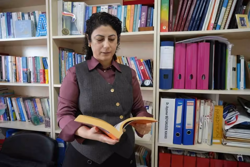 Uzmandan velilere uyarı: "Çocukların olay görüntülerine maruz kalması azaltılmalı"