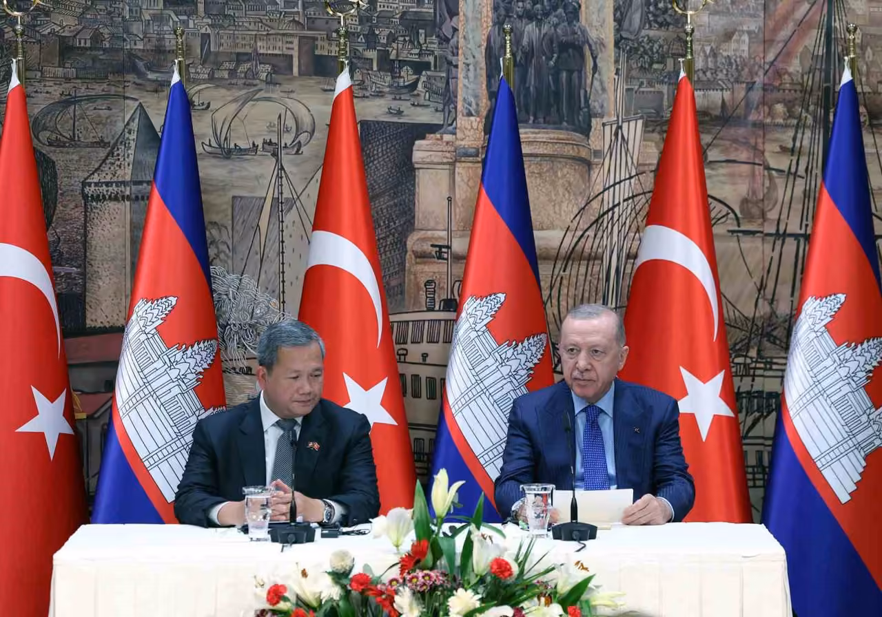 Cumhurbaşkanı Erdoğan: "Kamboçya ile ticaretimizi 1 milyar dolara çıkarmak için çabalarımız devam ediyor"