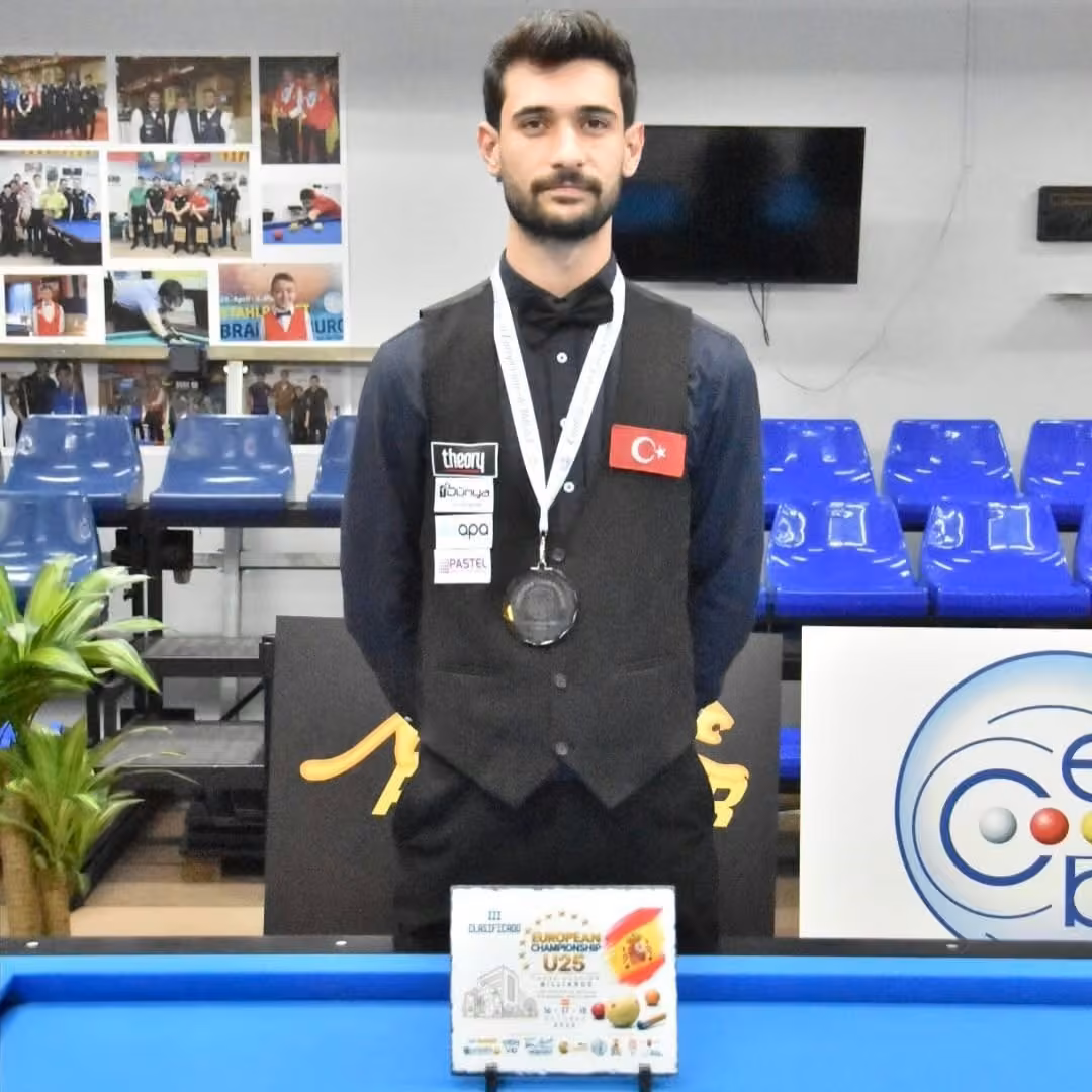 Alptekin Canözkan Avrupa üçüncüsü oldu