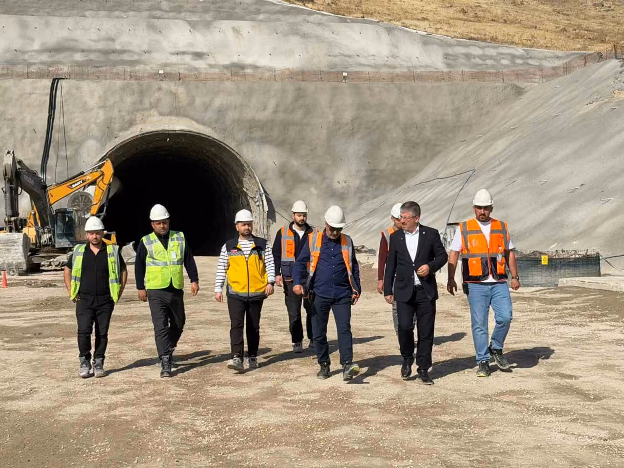 Çopuroğlu: "Kayseri - Ankara yüksek hızlı tren hattında çoğu bitti, azı kaldı"