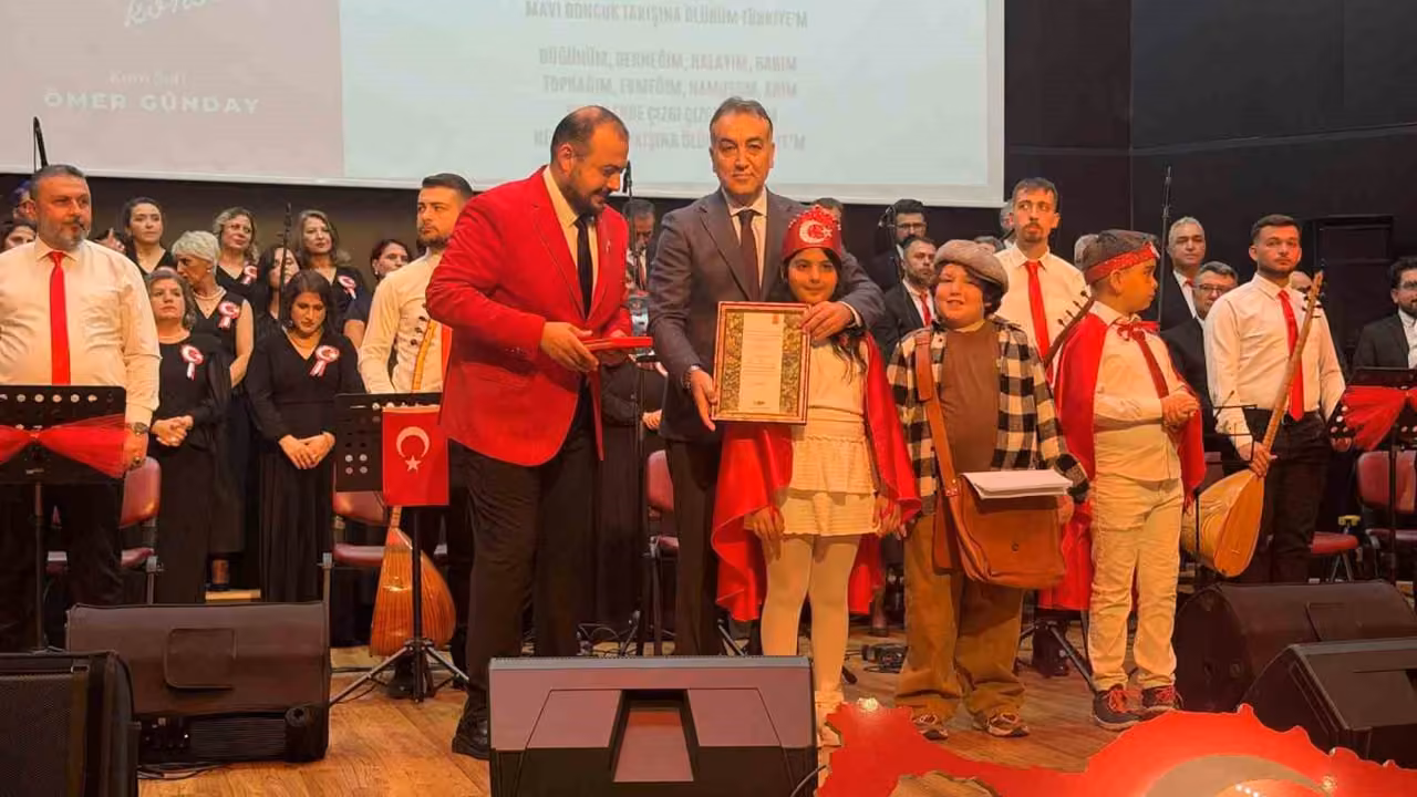 "Kurtuluştan Kuruluşa Cumhuriyet" konseri düzenlendi.