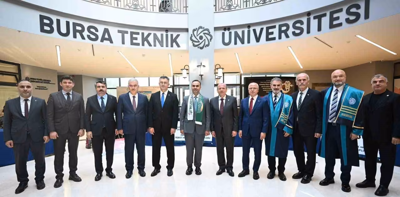 BTSO Başkanı Matlı’dan Bakan Kacır’a Bursaspor atkısı
