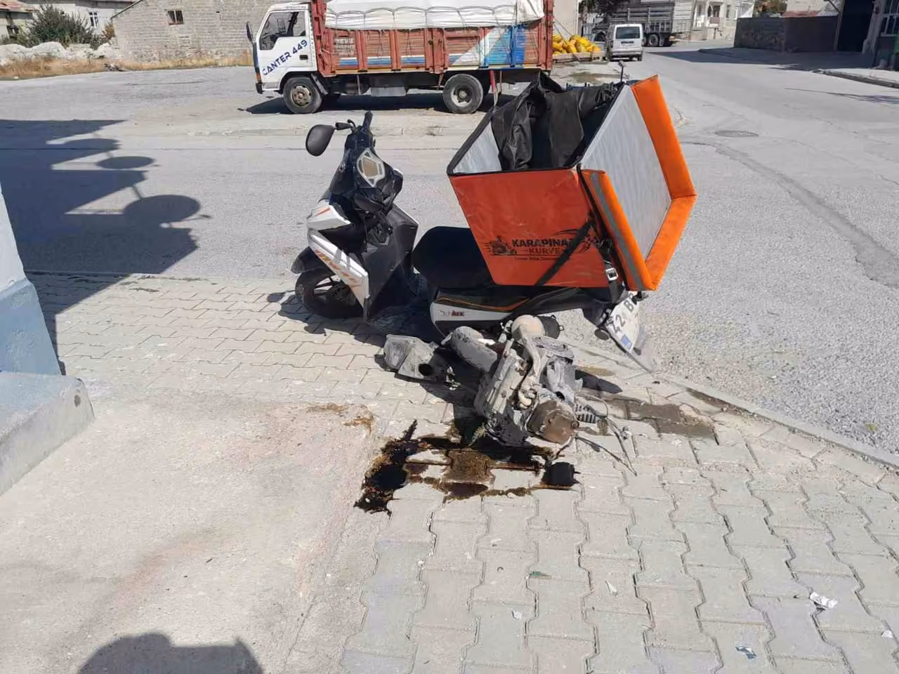 Karapınar’da otomobil ve motosiklet çarpıştı: 1 yaralı