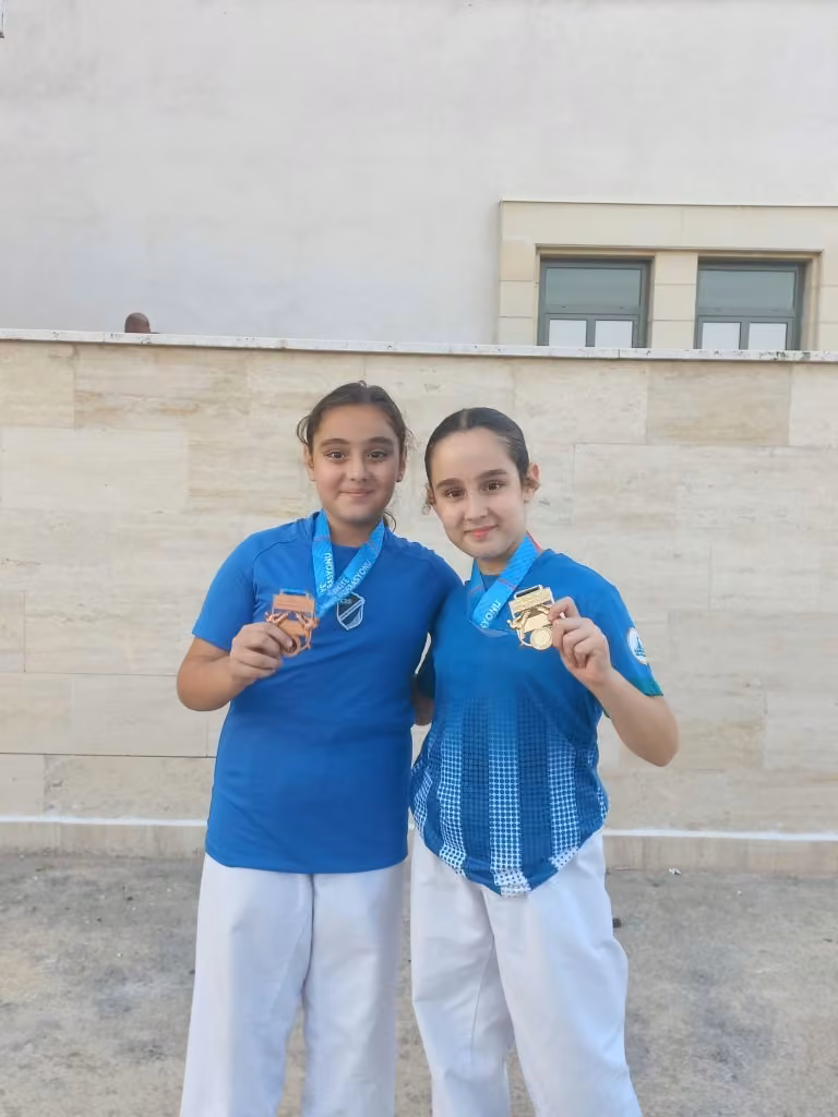 Kartepe Belediyespor karate takımından 18 madalya