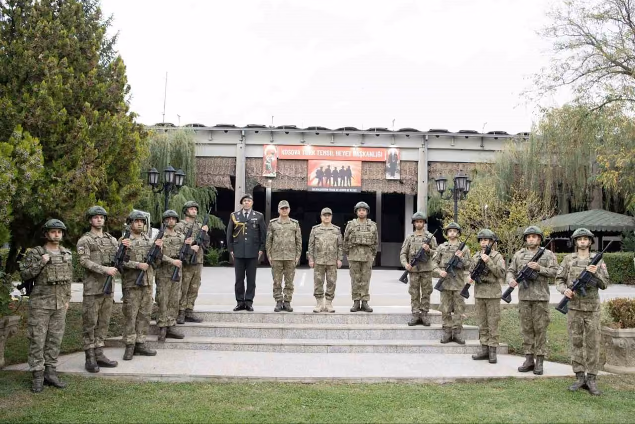 Genelkurmay Başkanı Bayraktaroğlu, Kosova konuşlu Türk Temsil Heyet Başkanlığı’nda