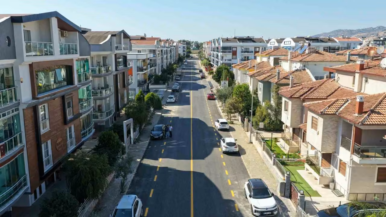 Efeler’de Dedekuyusu Caddesi’nde asfalt çalışmaları tamamlandı