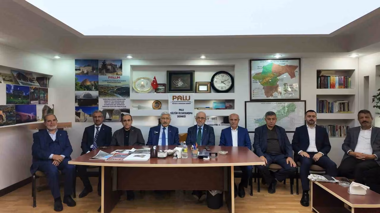 Başkan Dumandağ, dayanışma dernekleriyle bir araya geldi
