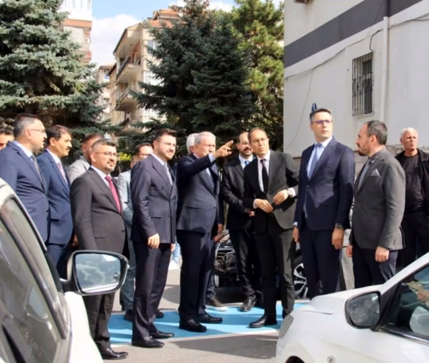 TBMM Millî Savunma Komisyonu Başkanı Akar’dan Kayseri Devlet Hastanesi’ne ziyaret