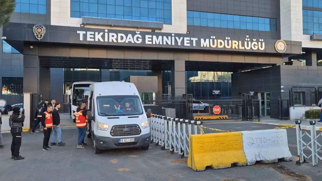 Tekirdağ merkezli dolandırıcılık operasyonunda 21 tutuklama