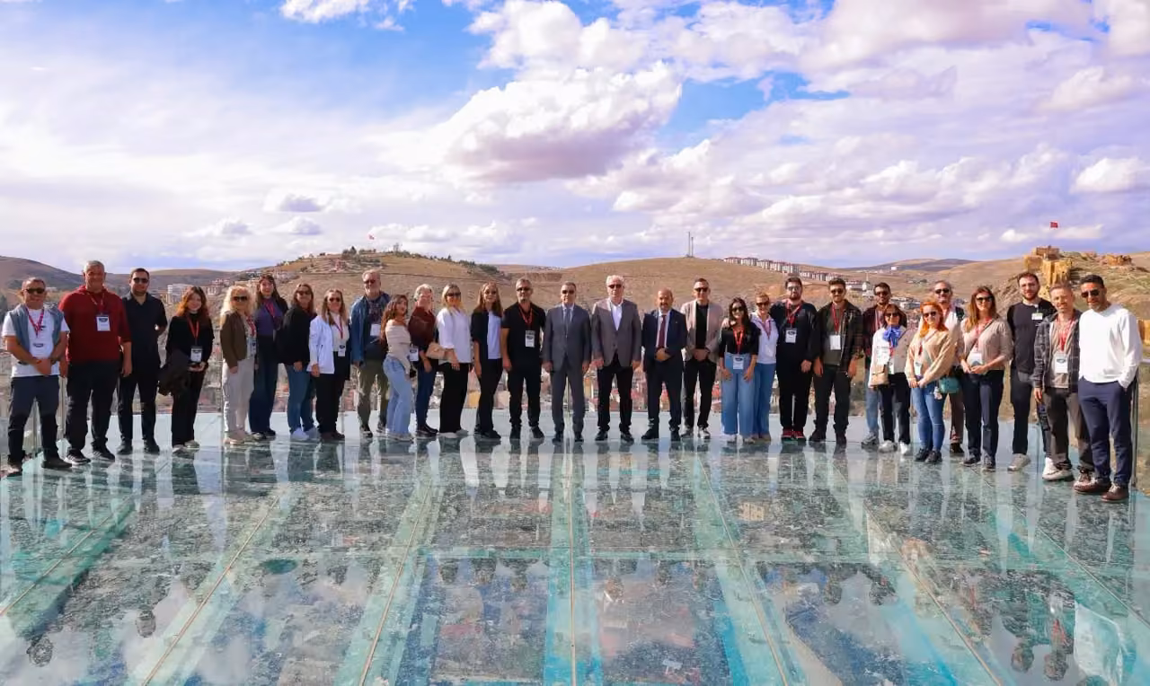 Bayburt’un tarihi ve kültürel değerleri turizm temsilcilerine tanıtıldı