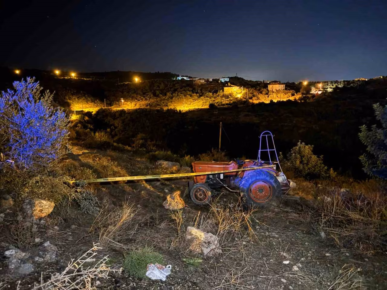 Park etmek istediği traktörden düşen yaşlı adam hayatını kaybetti