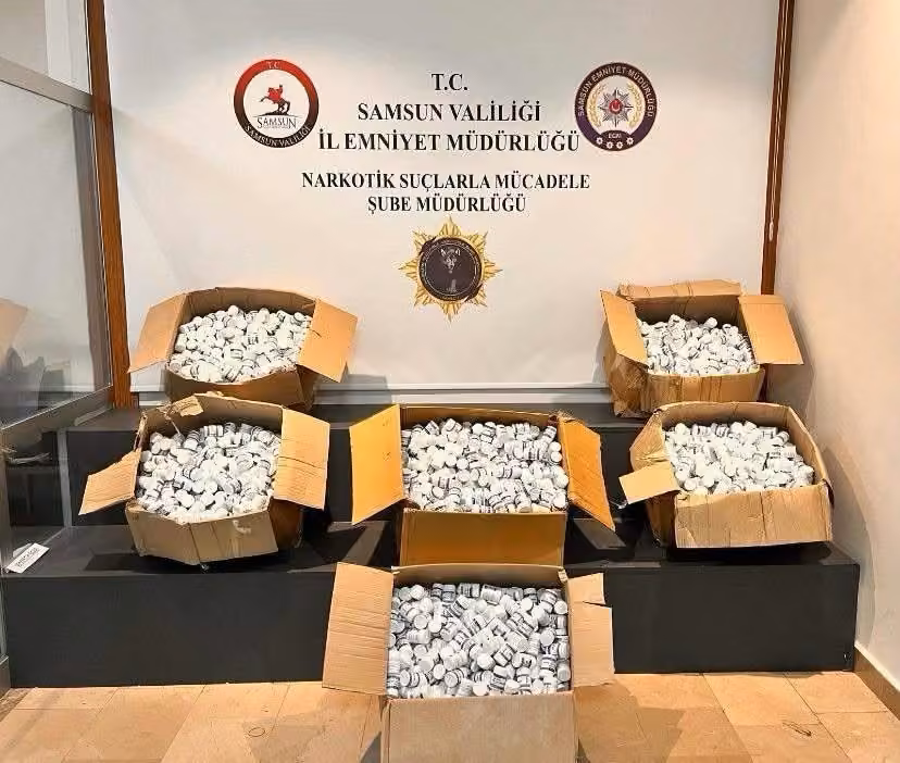 Samsun’da 273 bin 300 uyuşturucu hap ele geçirildi