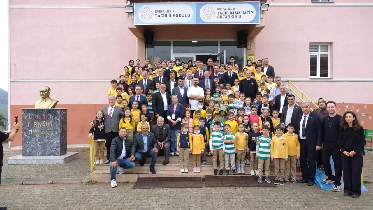 Marmarabirlik’ten çocukların geleceğine dokunan proje