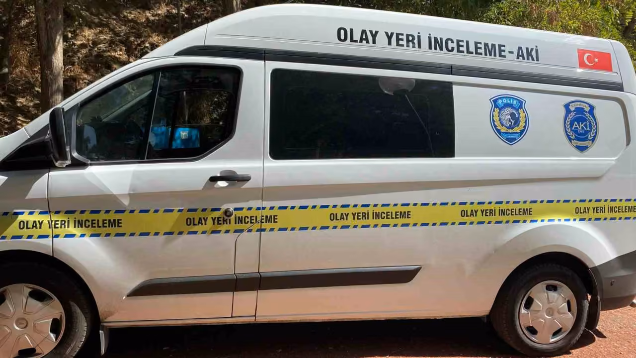 Aydın’da üçüncü kattan düşen 8 yaşındaki çocuk ağır yaralandı