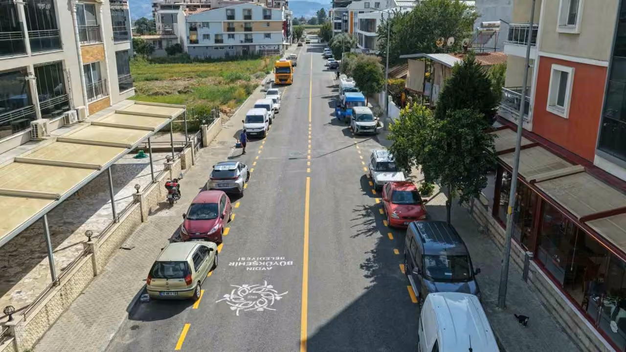 Efeler’de Göksu Caddesi yenilendi