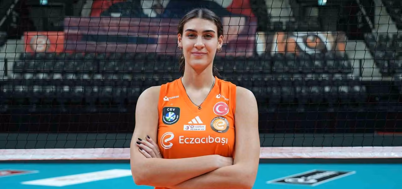 Karmen Aksoy, Eczacıbaşı’nda