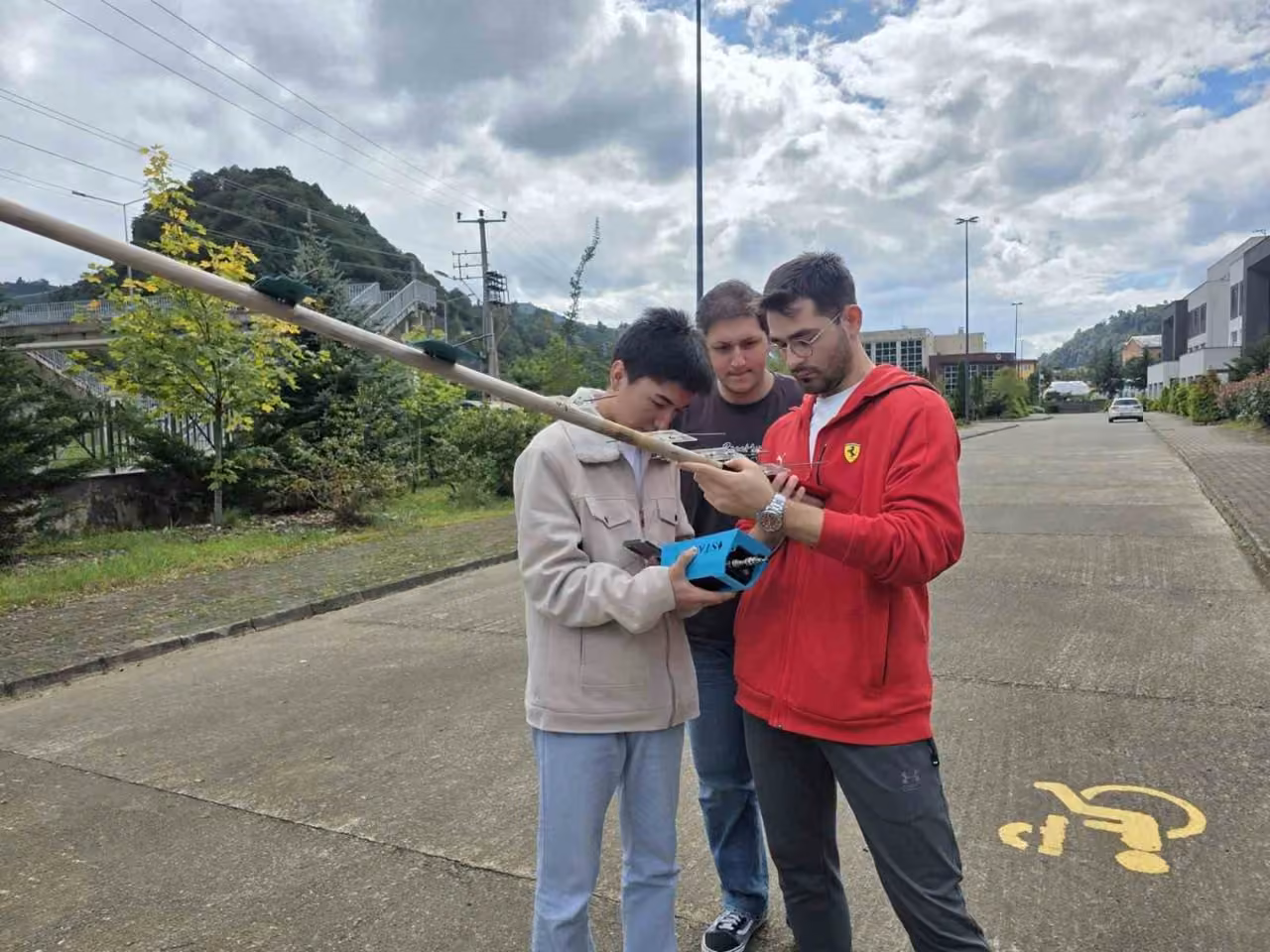 Trabzon’dan uzaya sinyal gönderdiler, ödül kazandılar