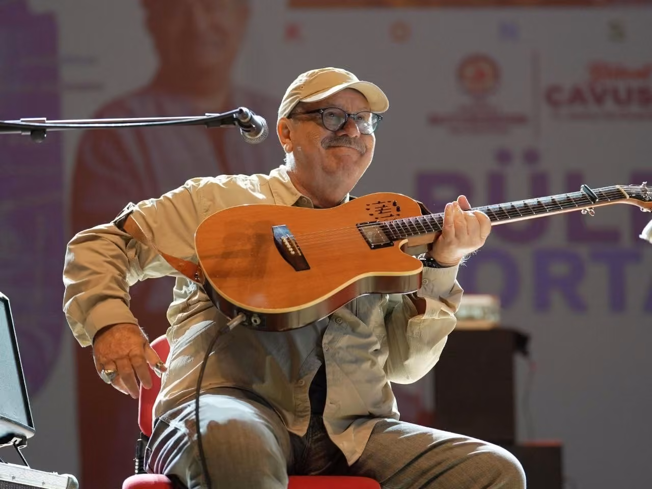 Denizli Büyükşehir’den Cumhuriyet’e özel Bülent Ortaçgil konseri
