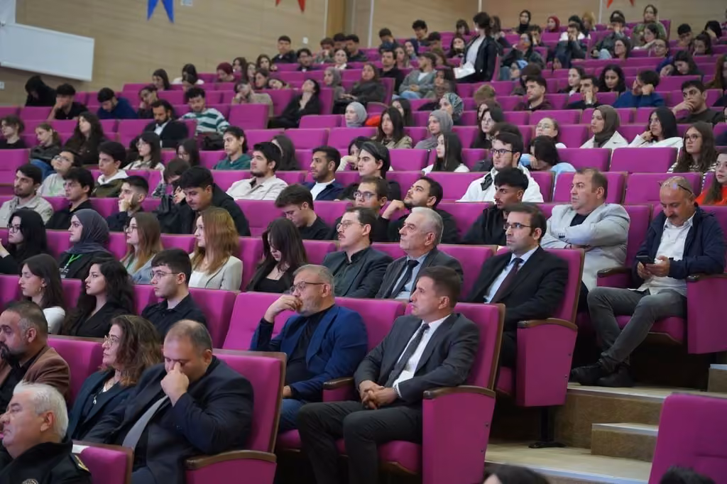 BARÜ ev sahipliğinde "18. Uluslararası Eğitim Araştırmaları Kongresi" gerçekleştiriliyor