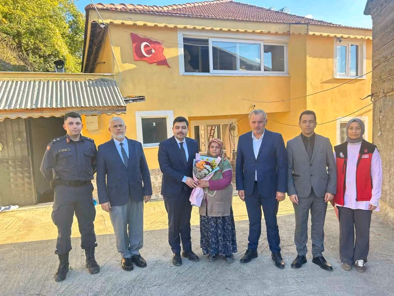 Türkeli’de şehit ailesine vefa