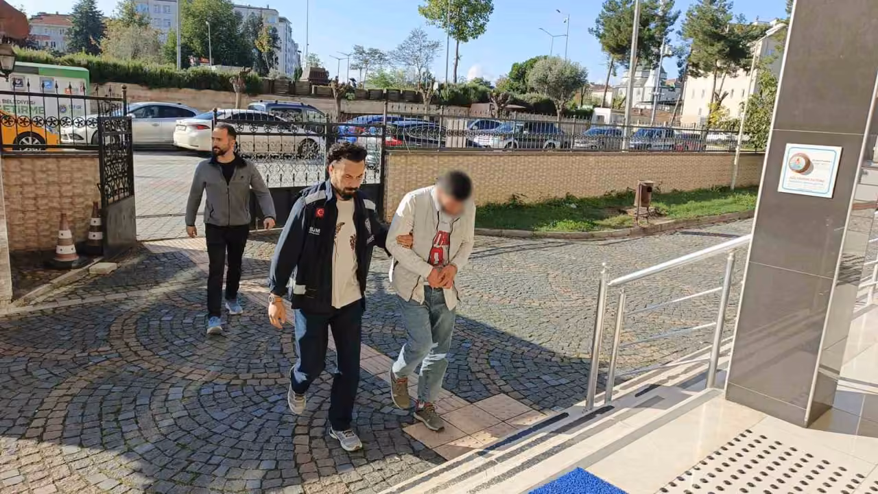 İzin dönüşü uyuşturucuyla yakalanan hükümlü tutuklandı