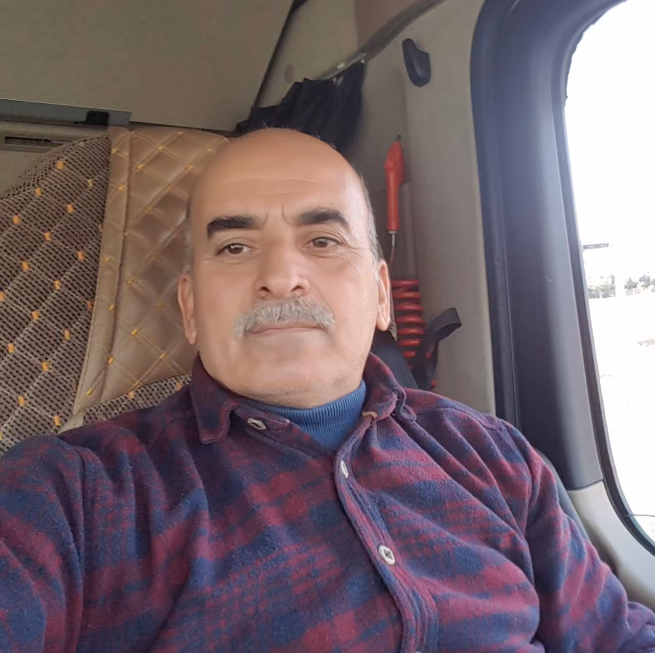 Şırnak’ta otobüs ile tırın çarpıştığı kazada şoför hayatını kaybetti