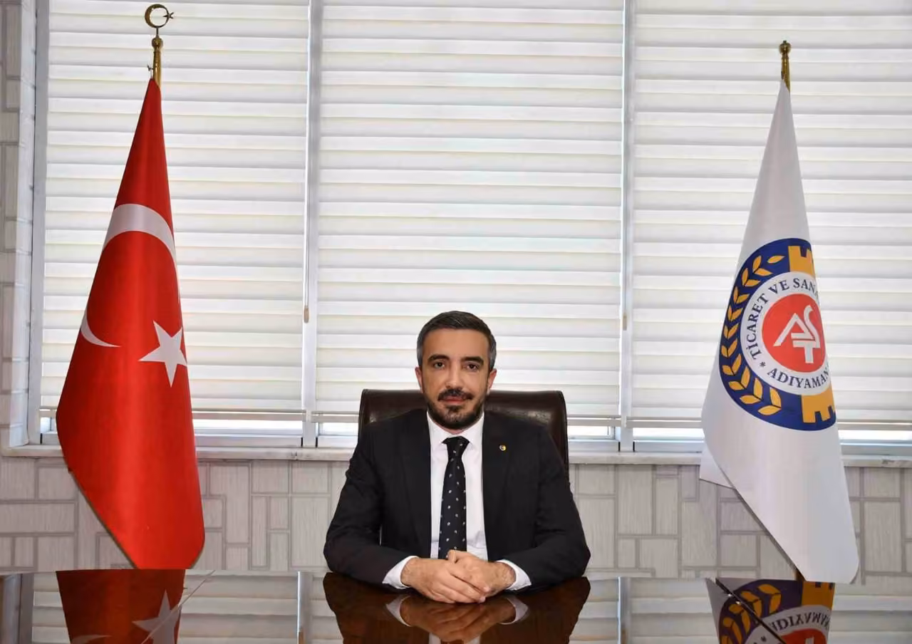 Torunoğlu, Cumhuriyet Bayramını kutladı