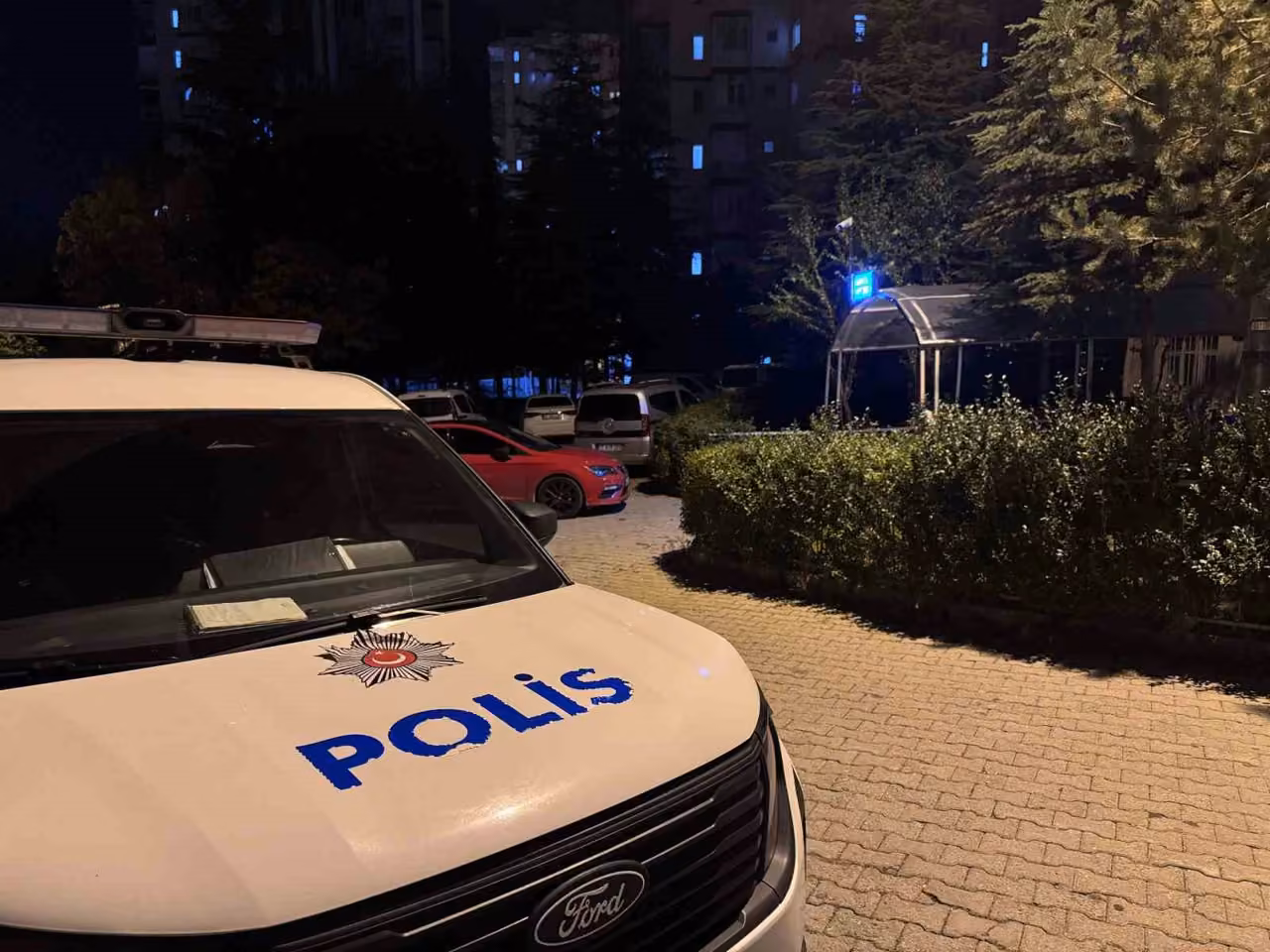 Yalnız yaşayan yaşlı kadın evinde ölü bulundu