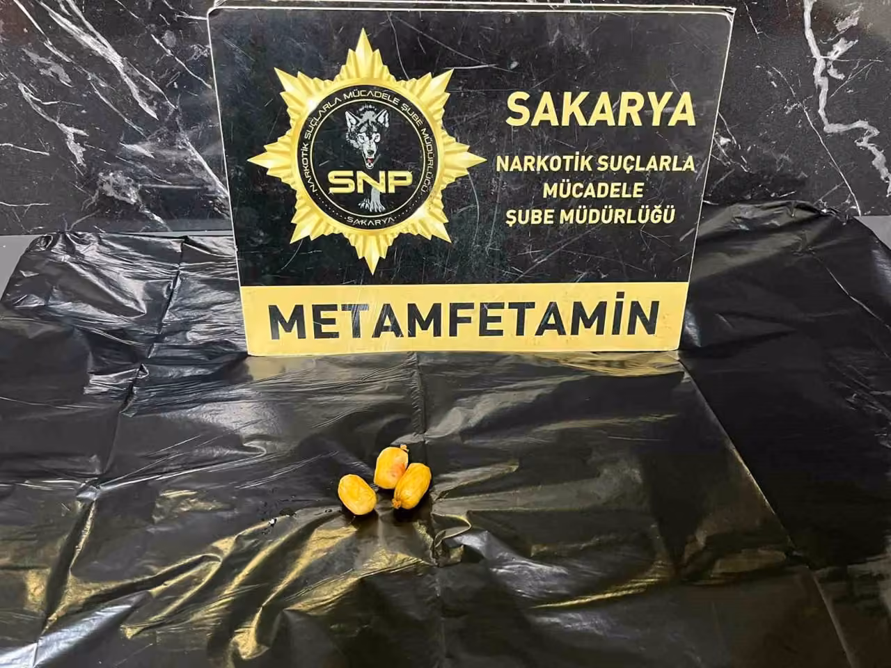 Midesinden uyuşturucu çıkan şahıs tutuklandı