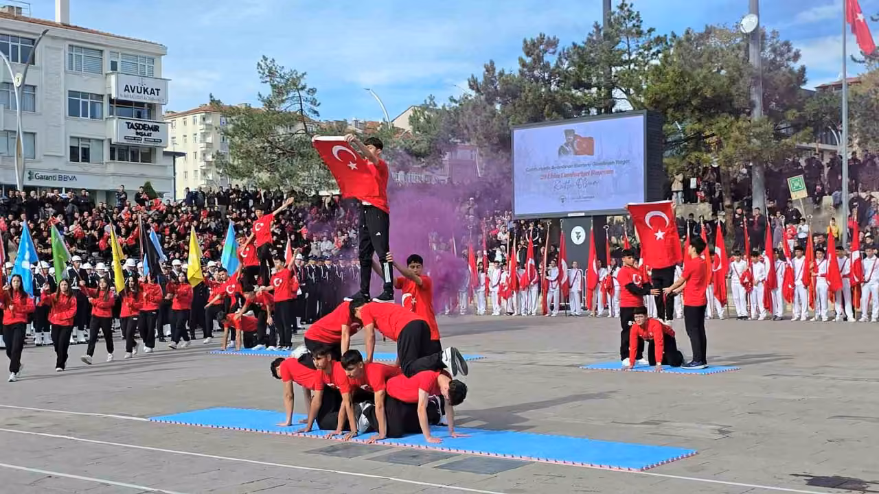 Yozgat’ta 7’den 70’e Cumhuriyet Bayramı coşkusu yaşandı