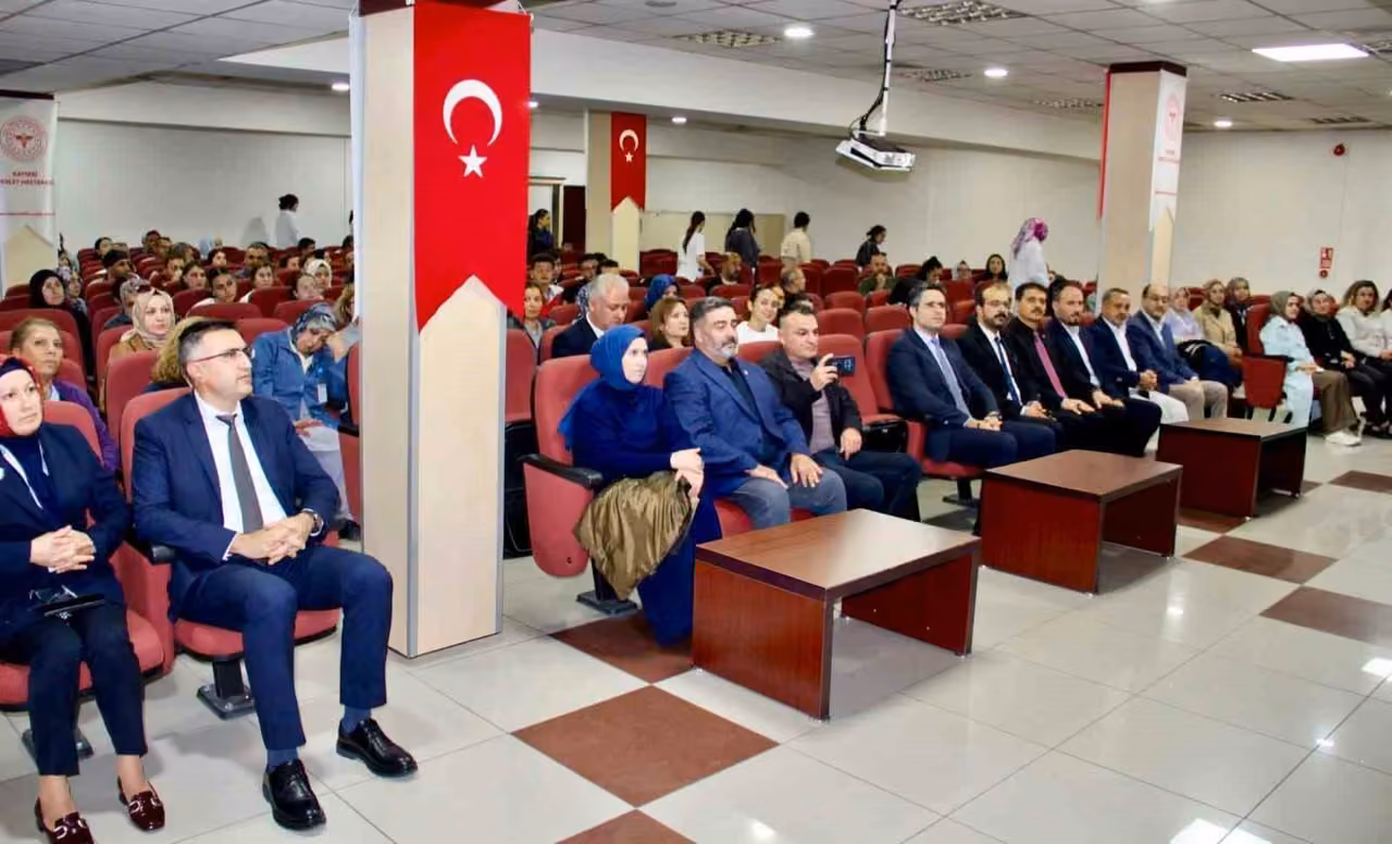 Kayseri Devlet Hastanesi’nde ’Evlilik Ehliyeti’ konulu program düzenlendi