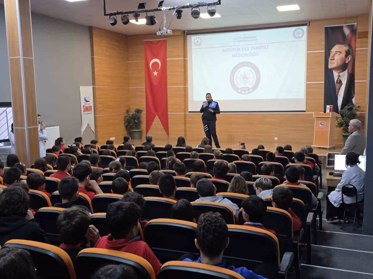 Bilecik’te 120 öğrenciye güvenli internet ve akran zorbalığı eğitimi