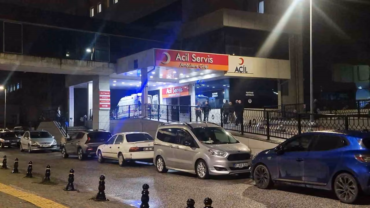 Tüfek kazara ateş aldı, 15 yaşındaki çocuk ağır yaralandı