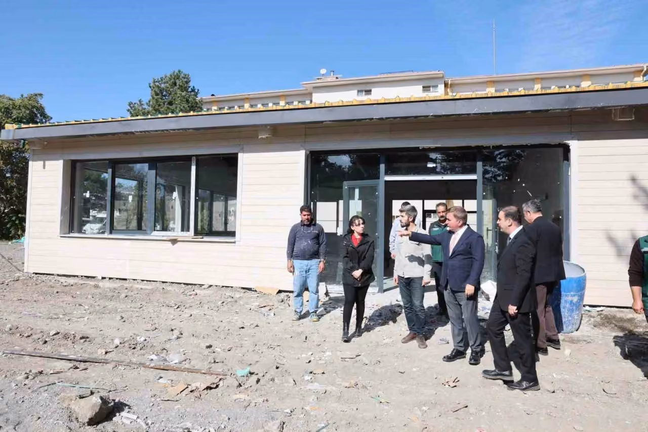 Vali Aydoğdu, DSİ sosyal tesisi ve kütüphane inşaatını inceledi