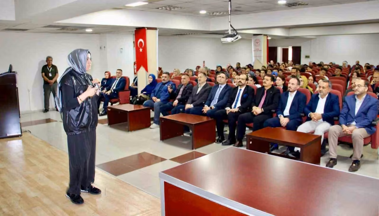 Kayseri Devlet Hastanesi’nde ’Evlilik Ehliyeti’ konulu program düzenlendi