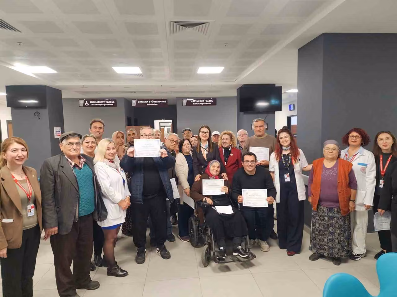 Aydın’da 18 diyabet hastası eğitimlerini tamamlayıp sertifika aldı