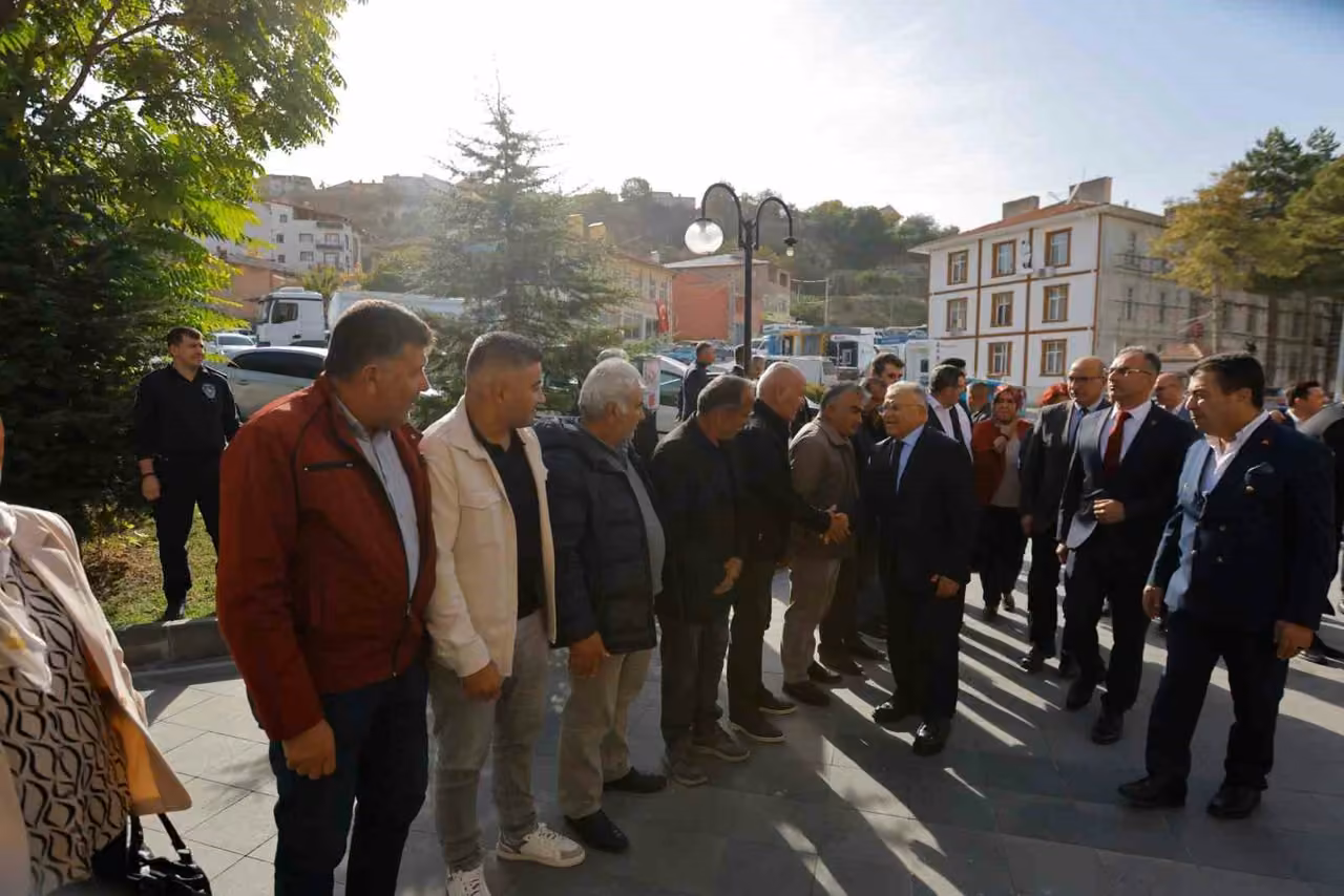 Başkan Büyükkılıç, Bünyan’da muhtarlarla istişare toplantısı yaptı
