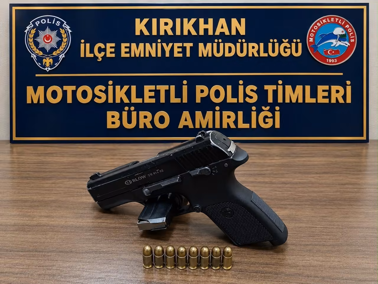 Kırıkhan’da ruhsatsız tabanca ve fişek ele geçirildi