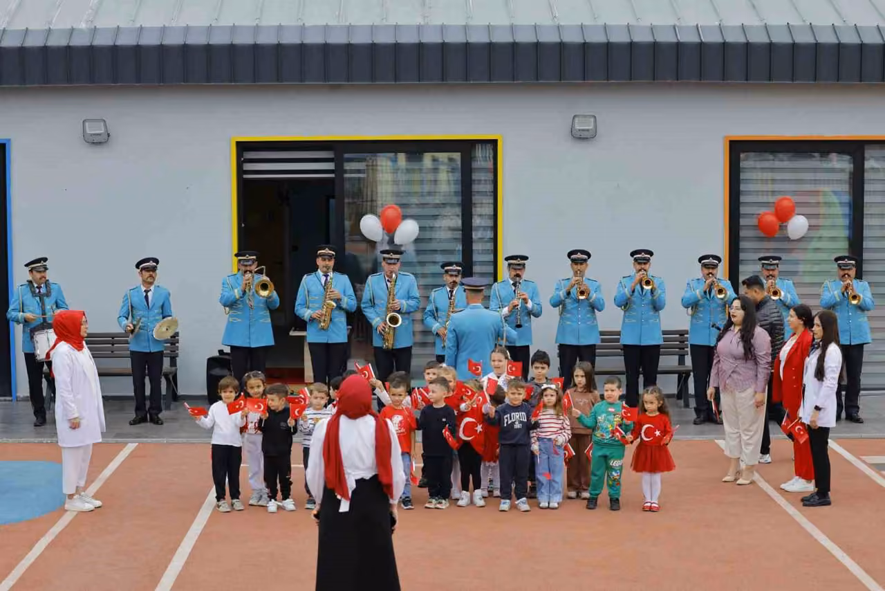 Çocuk kütüphanesinde Cumhuriyet Bayramı coşkusu