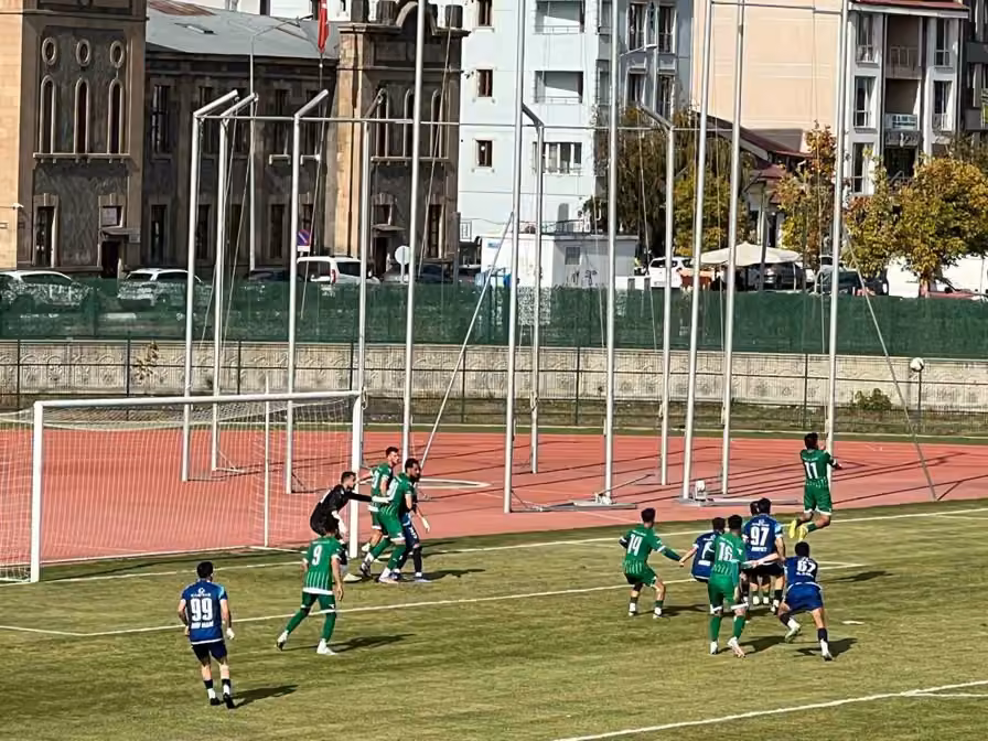 Kars 36 Spor: 3 Beşikdüzü 1834 Spor: 0