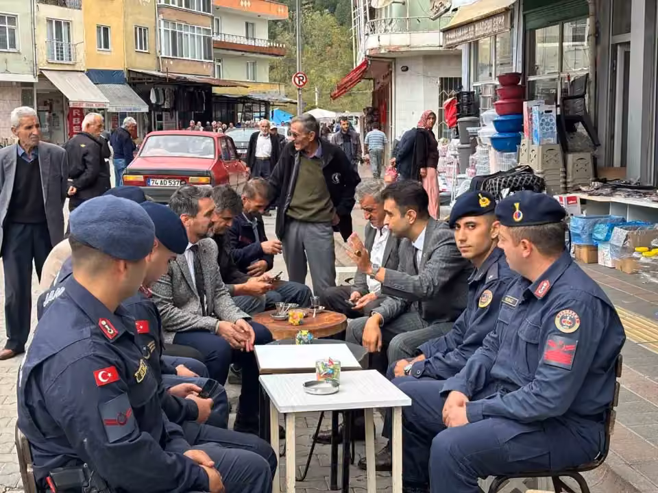 Kumluca esnafının taleplerini dinlediler