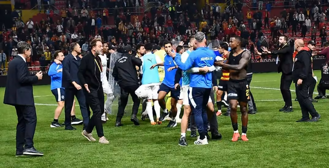 Kayserispor’a PFDK’dan para ve hak mahrumiyeti cezası