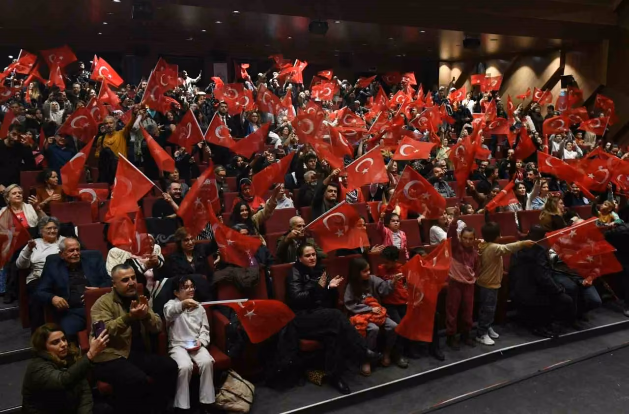 Balıkesir Büyükşehir; "Kurtuluşun Adı: Biz" Bağımsızlık mücadelesini sahneye taşıdı