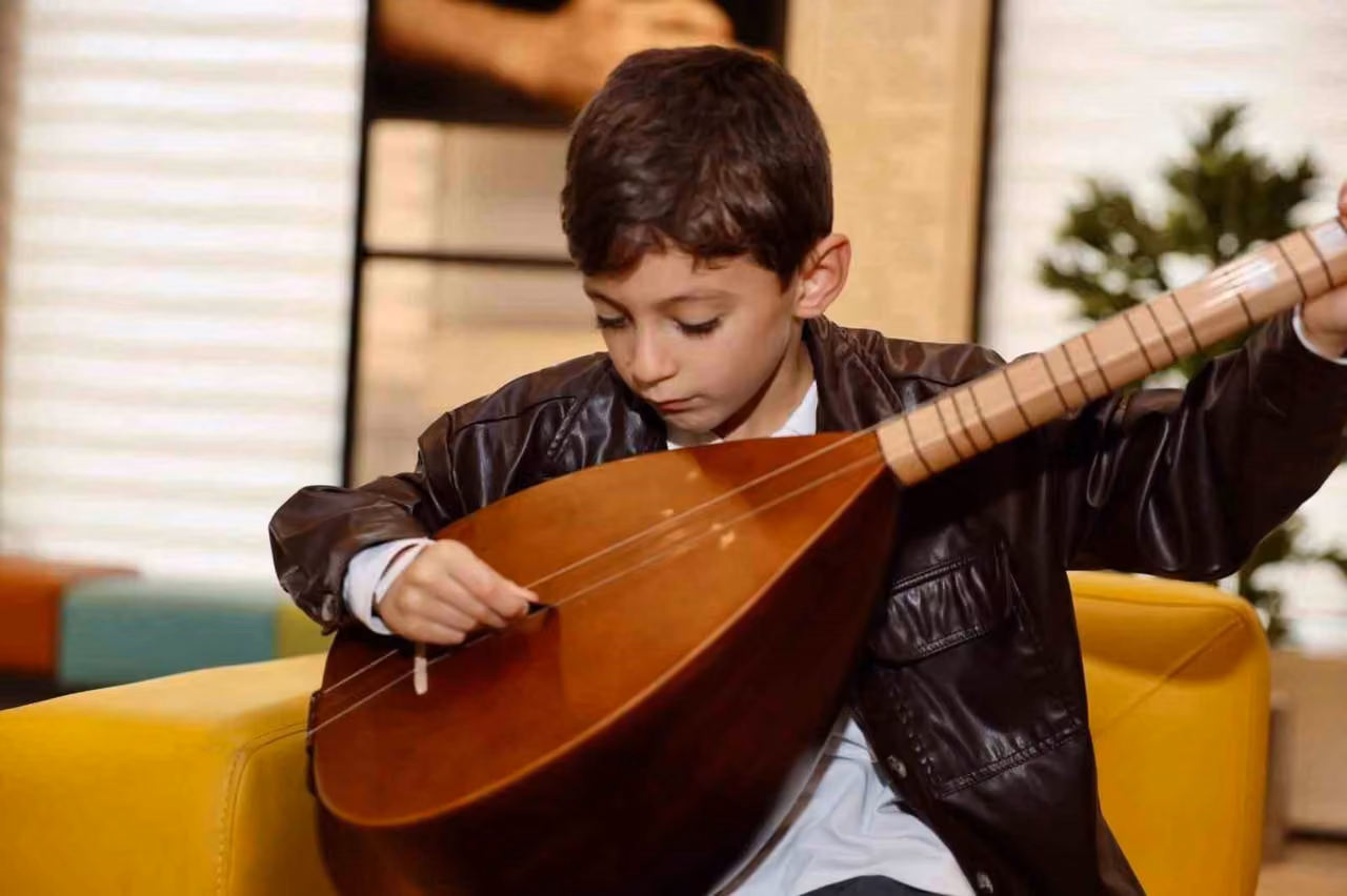 Körfez’de çocuk ve gençlere 7 branşta ücretsiz sanat eğitimi