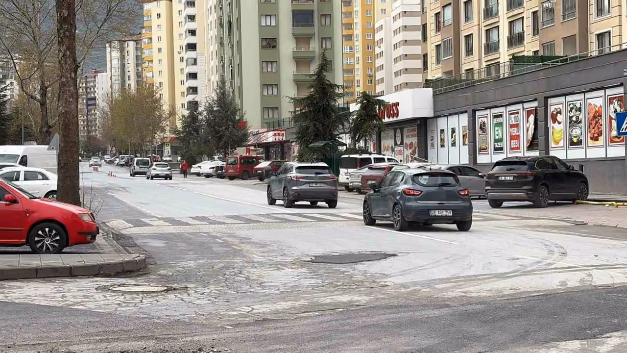 Fabrika müdürünü öldüren sanık yeniden hakim karşısına çıktı