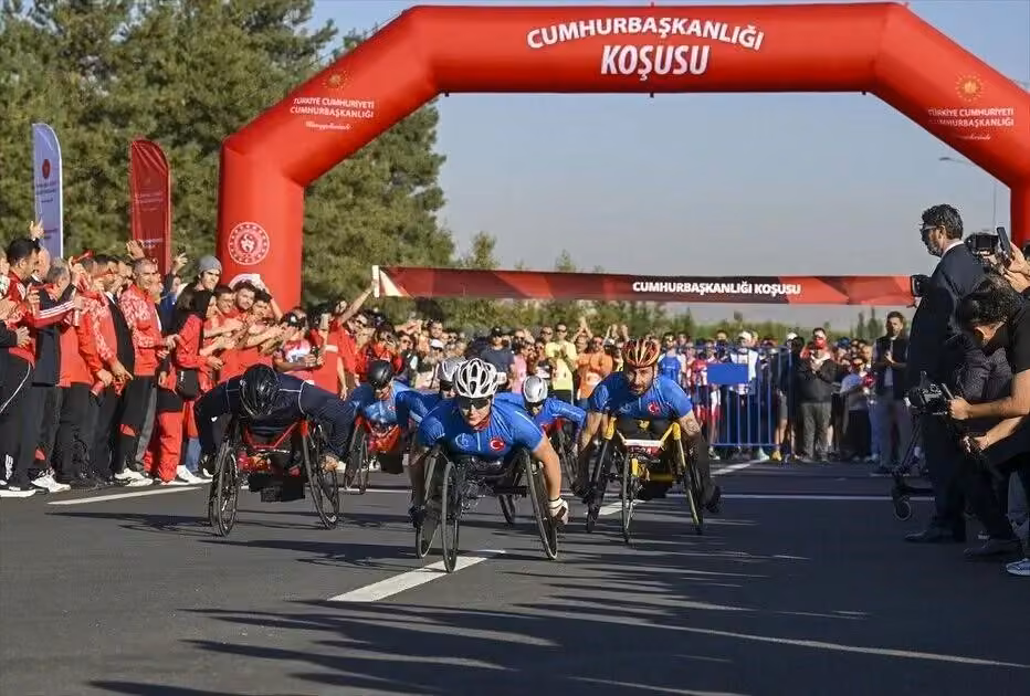 Cumhurbaşkanlığı Yarı Maratonu’nda şampiyonlar Bağcılar’dan çıktı