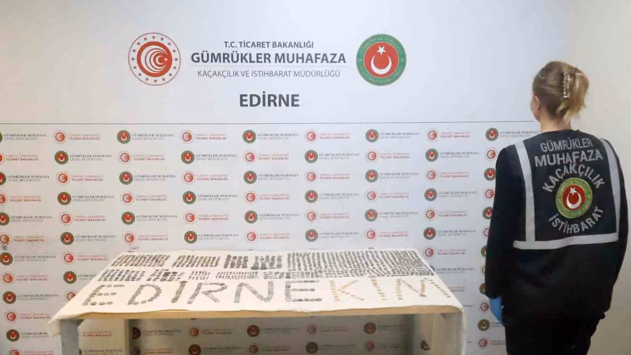 Kaçakçılara sınırda şafak baskını: 7 bini aşkın tarihi eser yurt dışına kaçırılmaktan kurtarıldı