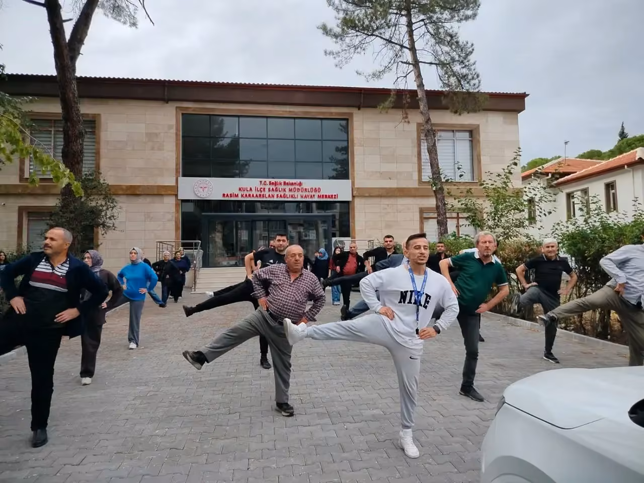 Kula’da sağlıklı yaşam için hareket ettiler