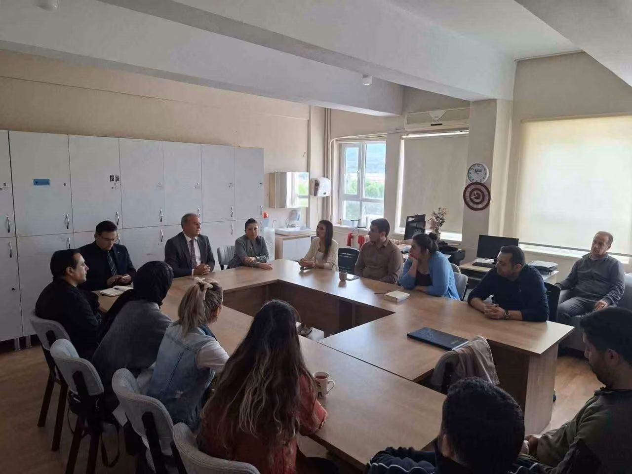 Okul ziyaretleriyle eğitimin nabzı tutuluyor