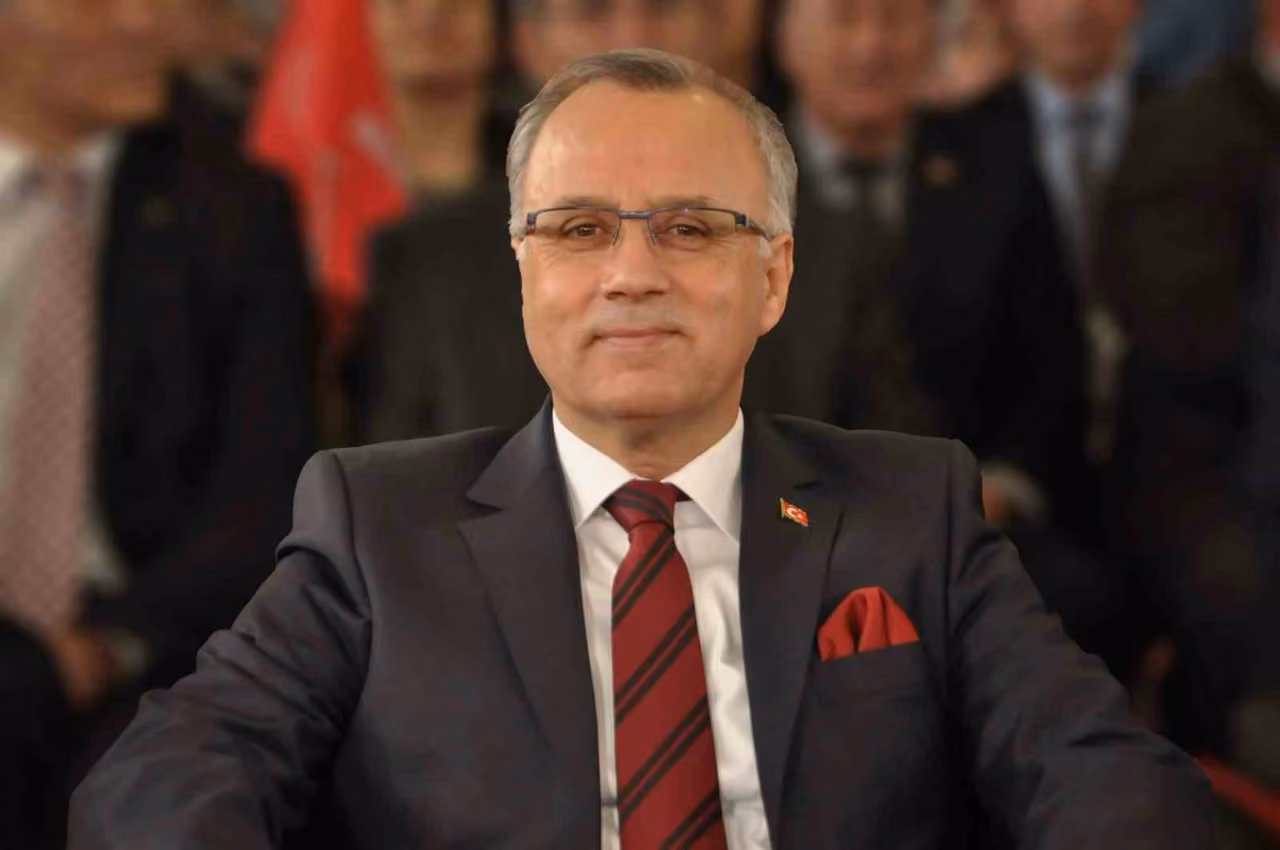 MHP Salihli’de yeni dönem! Zeki Kayda ilçe başkanı oldu